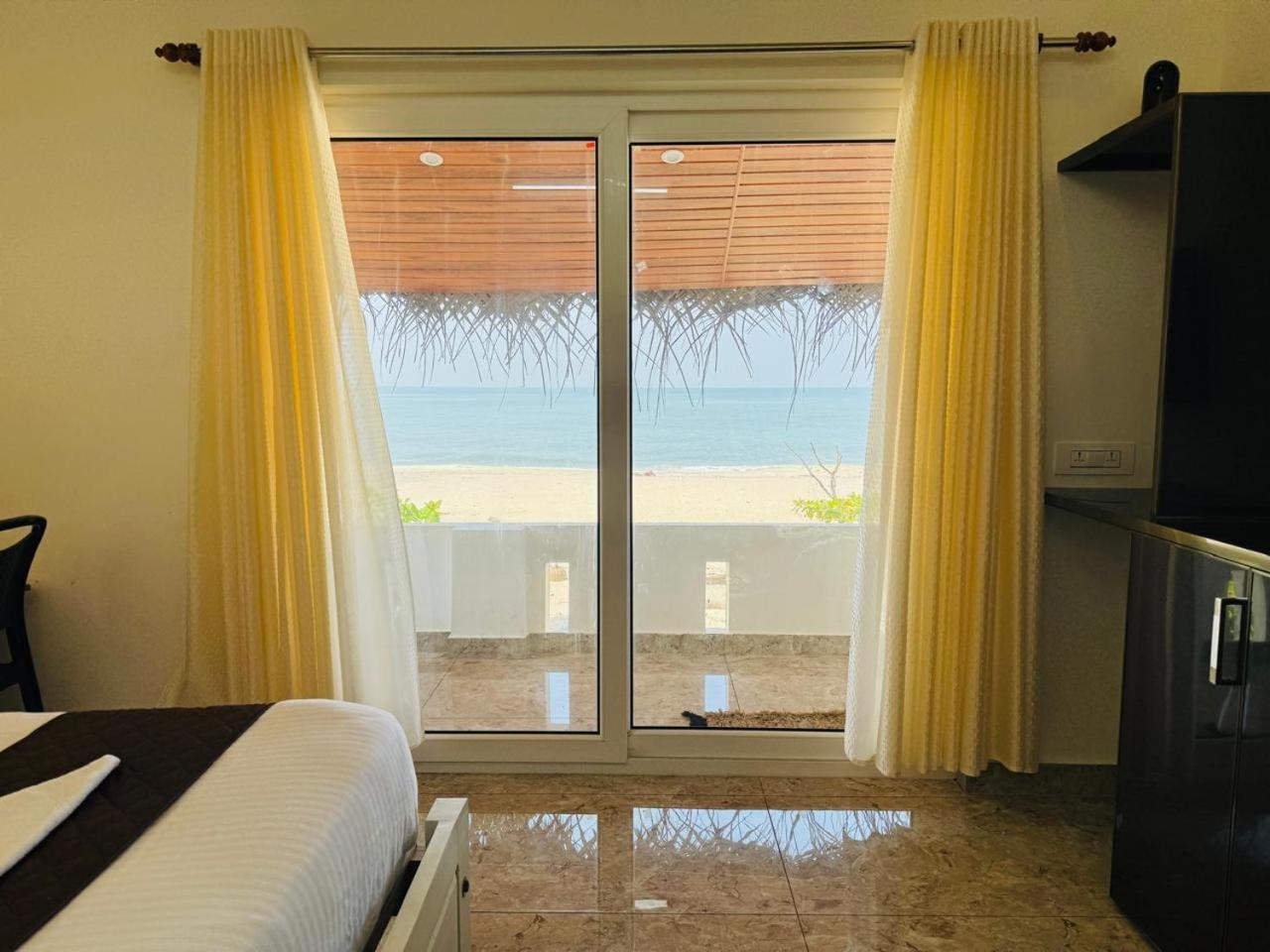 Alivious Beach Homestay Alappuzha Exterior foto